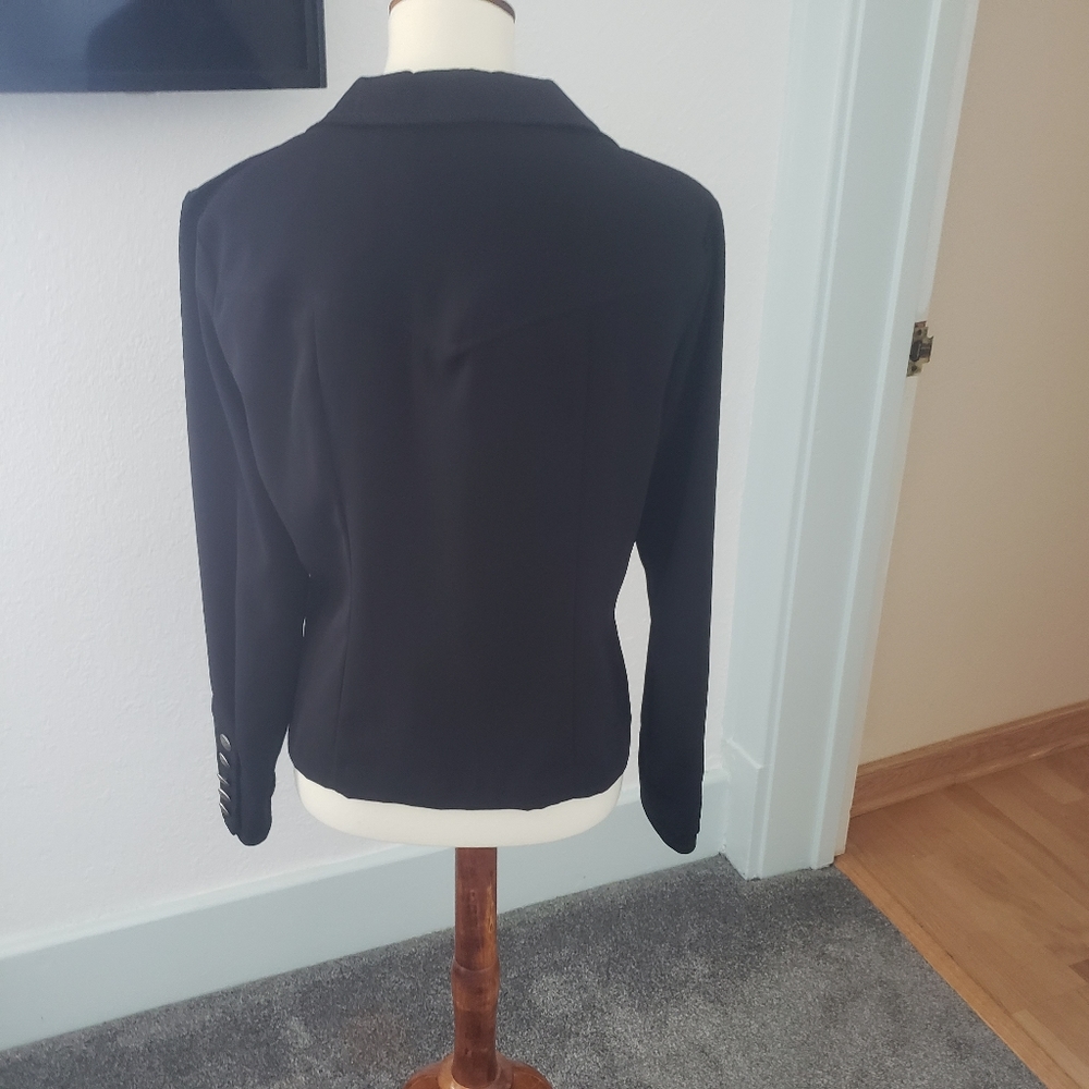 Jacket - Picture 3 of 4